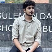 LUMS